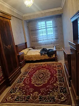 Kirayə verilir 3 otaqlı mənzil 101 m²