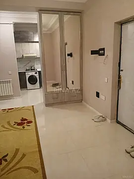 Kirayə verilir 3 otaqlı mənzil 101 m²