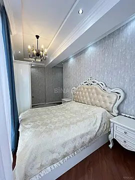 Satılır 3 otaqlı mənzil 117 m²