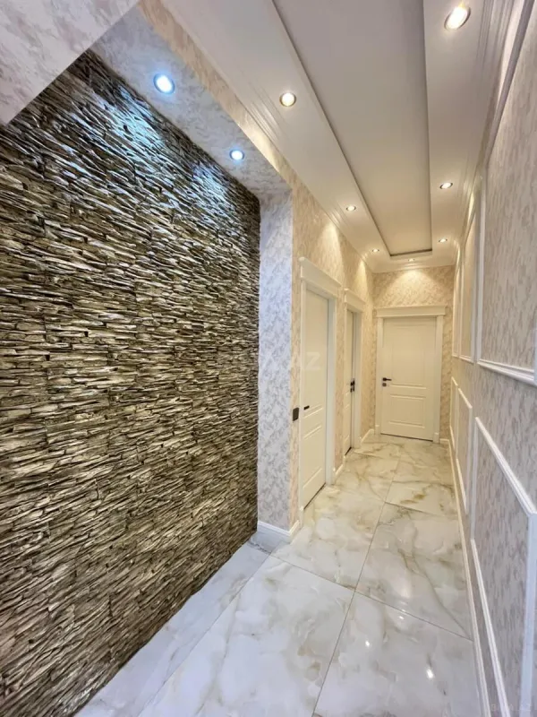 Satılır 3 otaqlı mənzil 117 m²