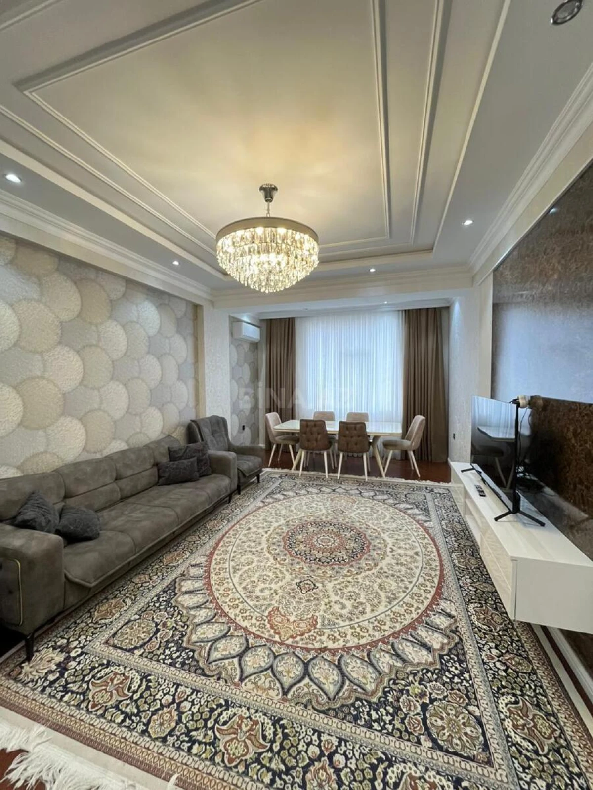 Satılır 3 otaqlı mənzil 117 m²