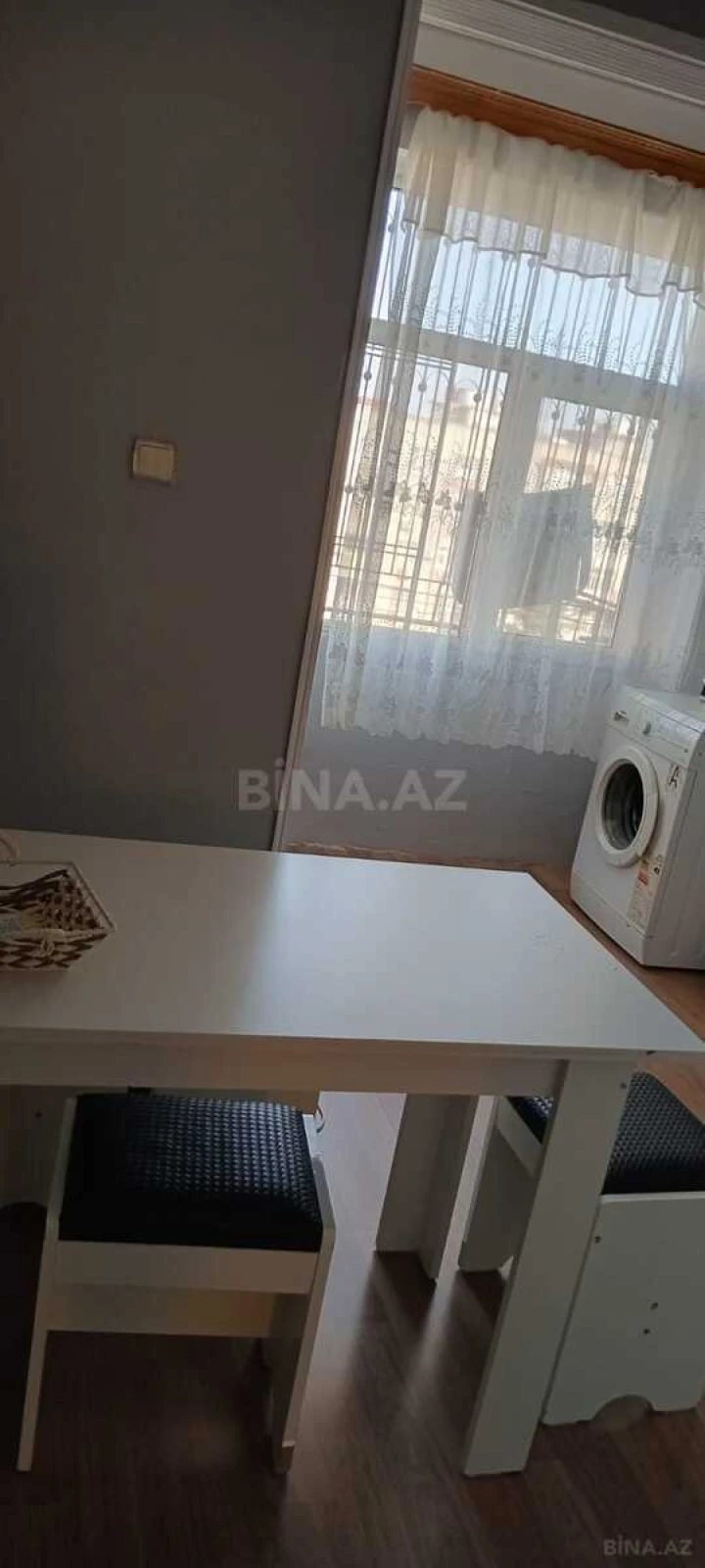 Kirayə verilir 2 otaqlı mənzil 70 m²