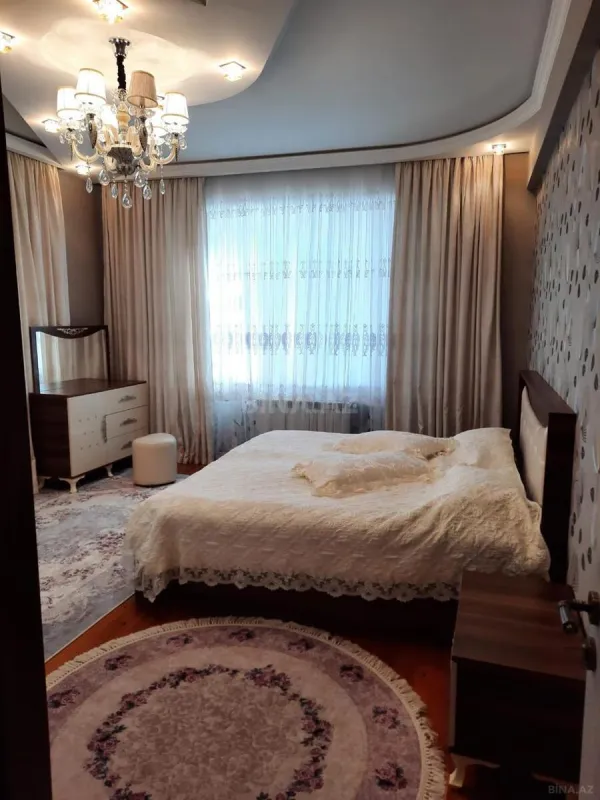 Kirayə verilir 3 otaqlı mənzil 125 m²