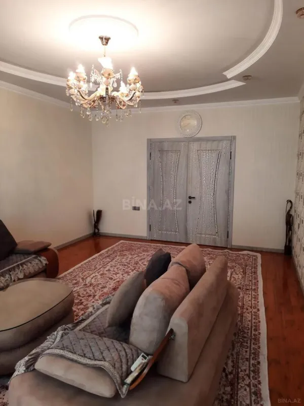 Kirayə verilir 3 otaqlı mənzil 125 m²