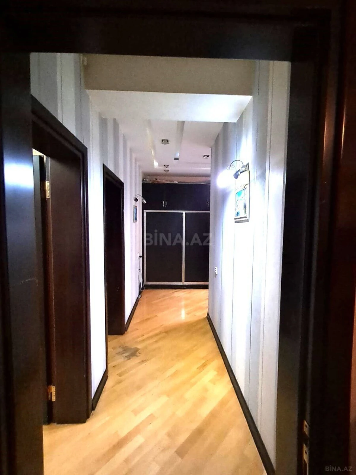 Satılır 2 otaqlı mənzil 100 m²