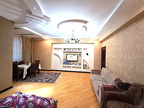 Satılır 2 otaqlı mənzil 100 m²