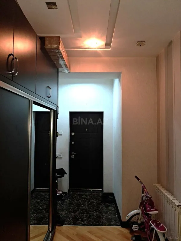 Satılır 2 otaqlı mənzil 100 m²