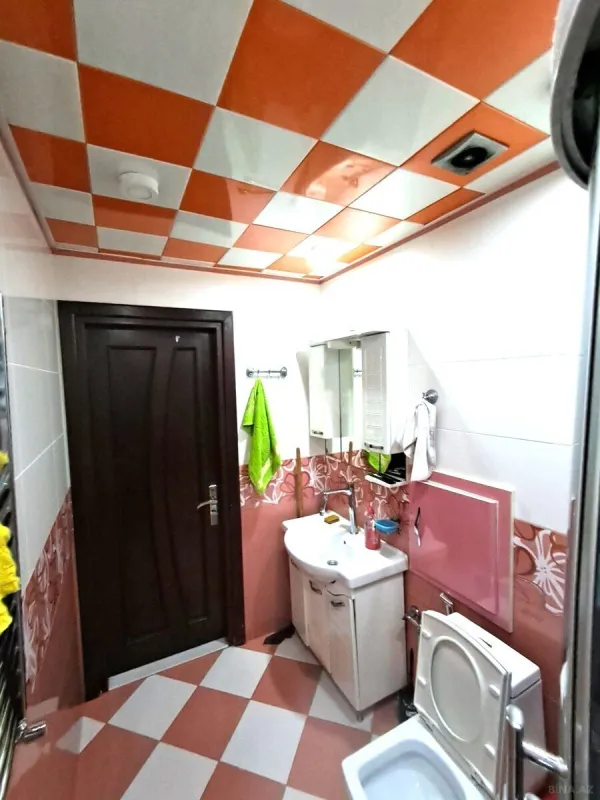 Satılır 2 otaqlı mənzil 100 m²