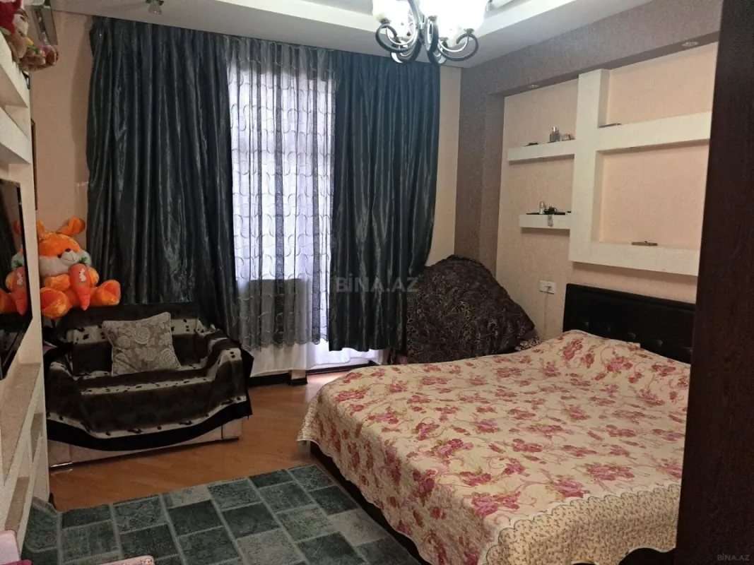 Satılır 2 otaqlı mənzil 100 m²