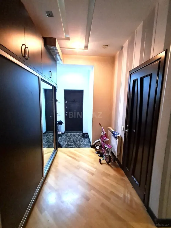 Satılır 2 otaqlı mənzil 100 m²