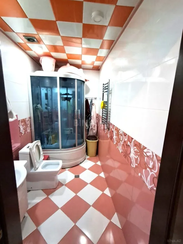 Satılır 2 otaqlı mənzil 100 m²