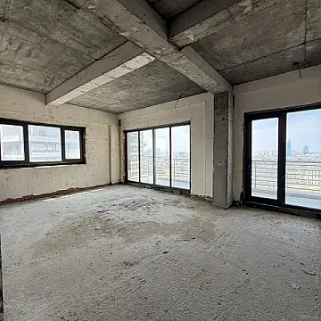 Satılır 3 otaqlı mənzil 157 m²