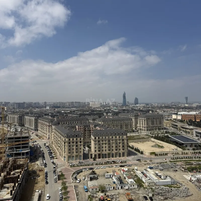Satılır 3 otaqlı mənzil 157 m²