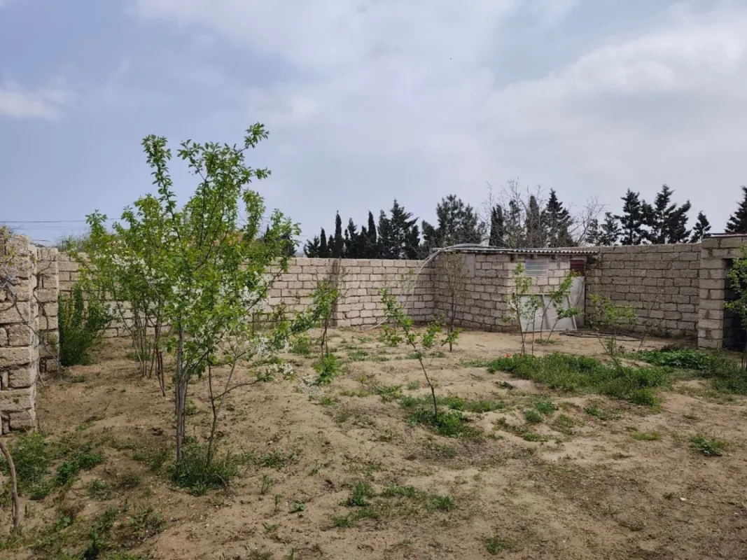 Satılır 2 otaqlı həyət evi 40 m²