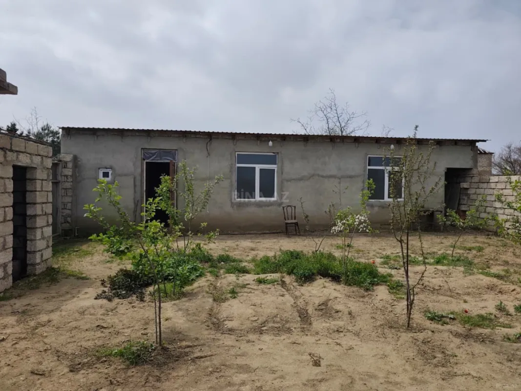 Satılır 2 otaqlı həyət evi 40 m²