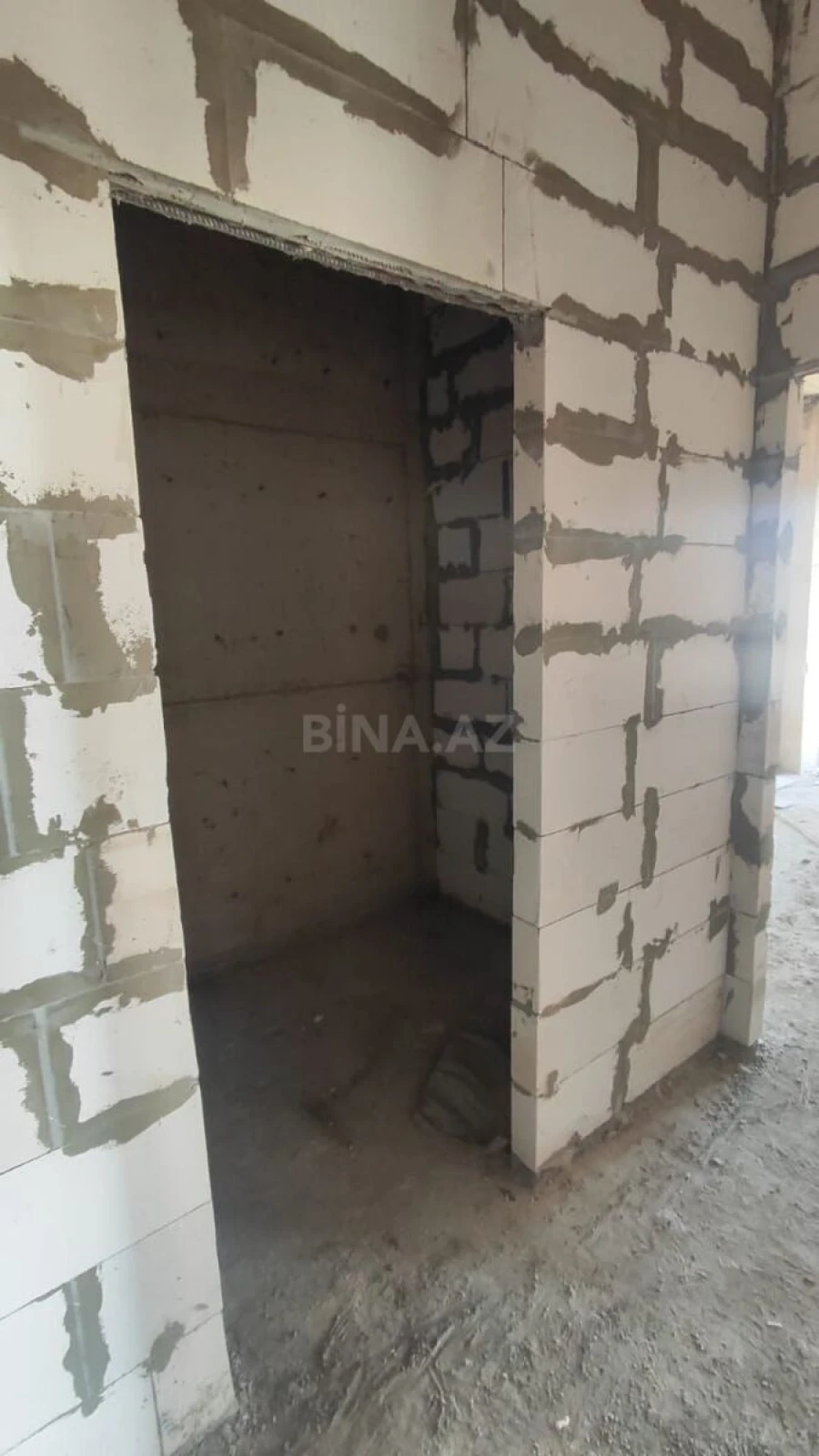 Satılır 3 otaqlı mənzil 86 m²