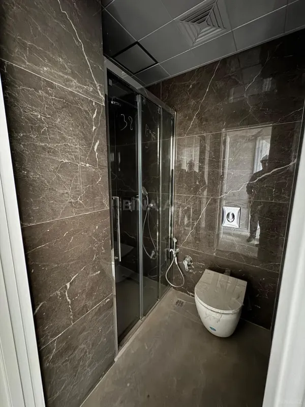 Satılır 2 otaqlı mənzil 54 m²