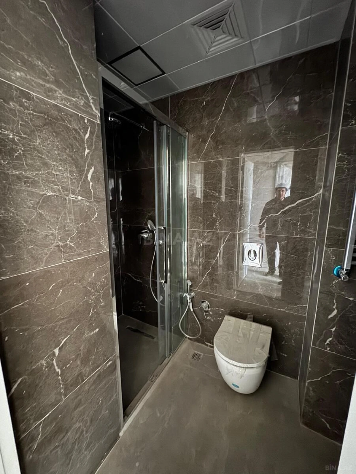 Satılır 2 otaqlı mənzil 54 m²