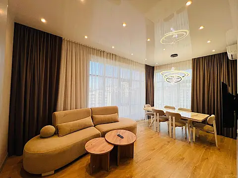 Kirayə verilir 3 otaqlı mənzil 115 m² — Bakı, Nəsimi 3 otaq 115.00 m²