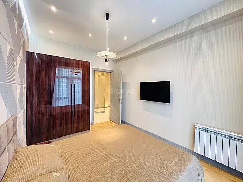 Kirayə verilir 3 otaqlı mənzil 115 m²