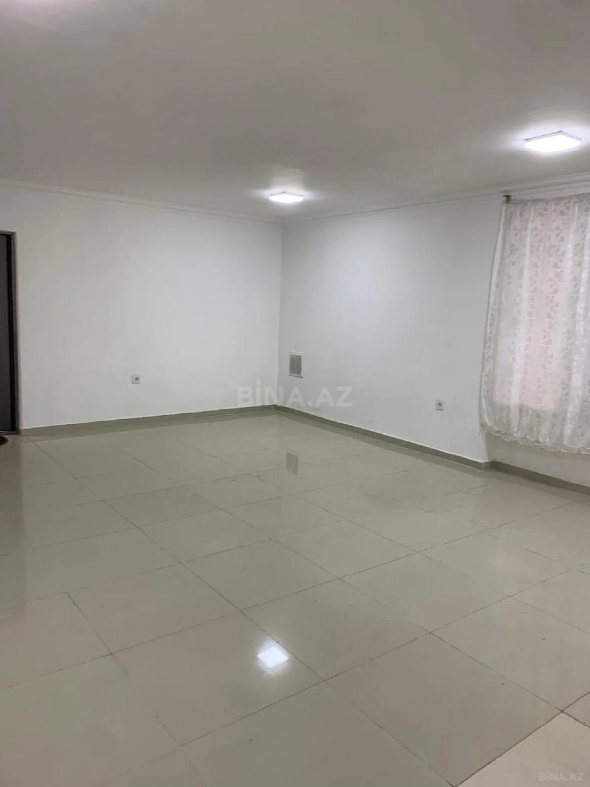 Kirayə verilir obyekt 90 m²