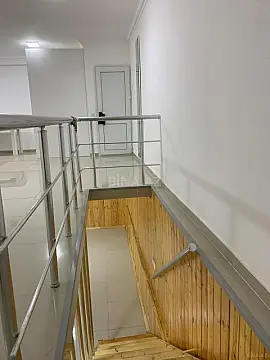 Kirayə verilir obyekt 90 m²