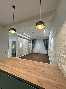 Satılır 3 otaqlı mənzil 97 m²