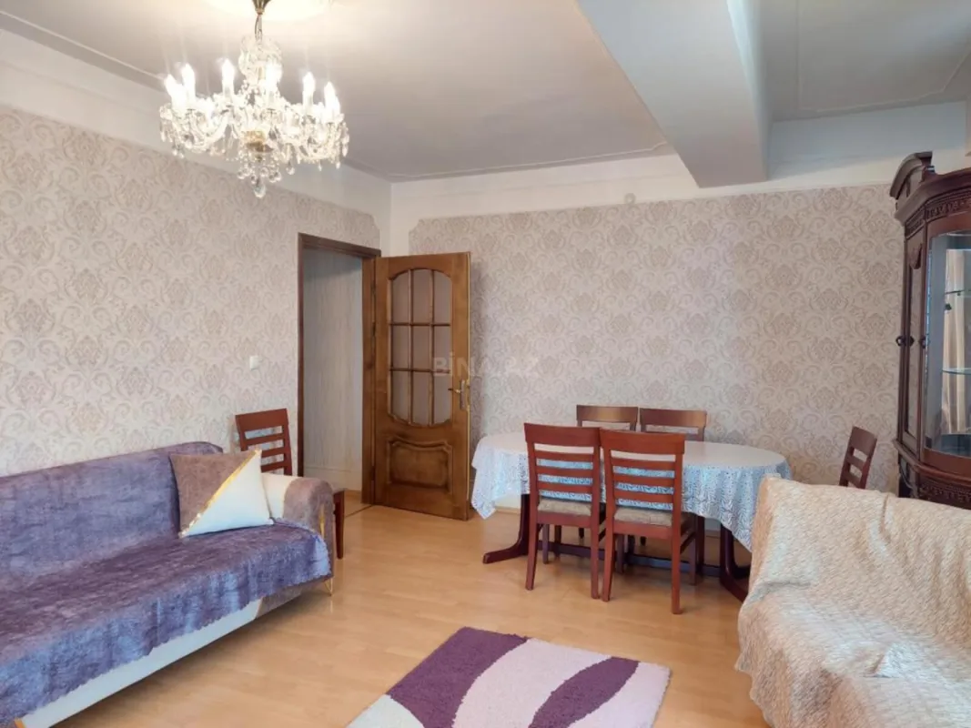Kirayə verilir 2 otaqlı mənzil 70 m²
