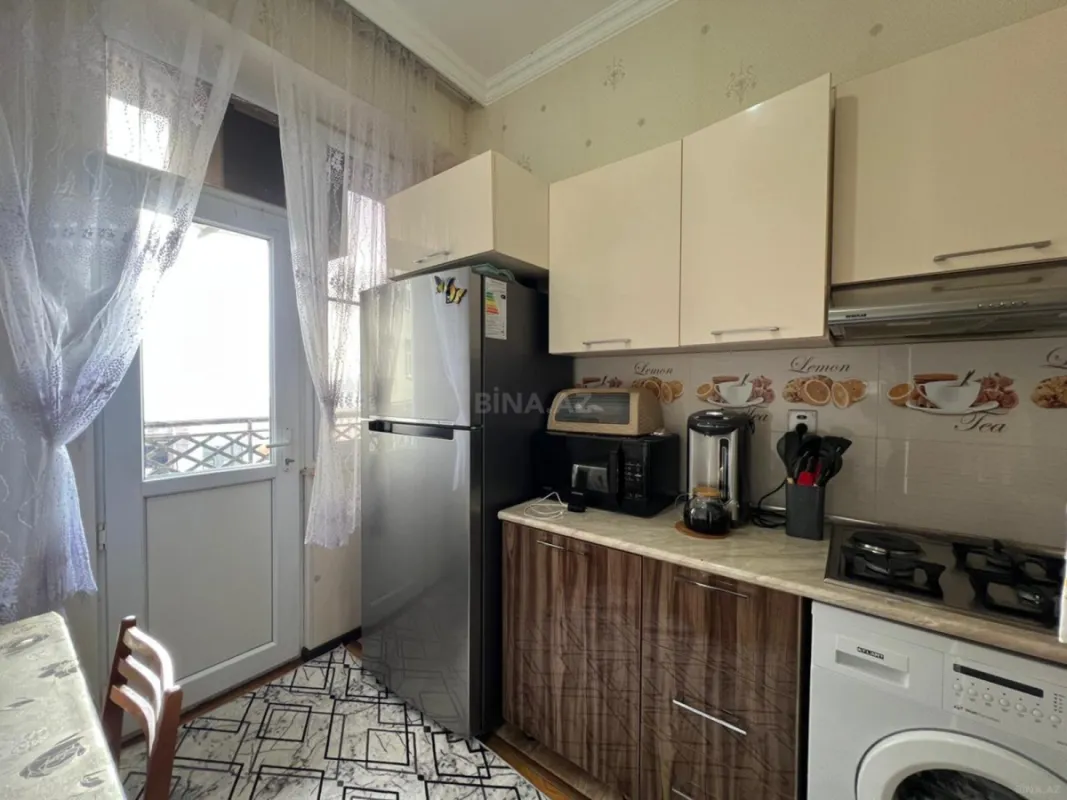 Satılır 2 otaqlı mənzil 68 m²