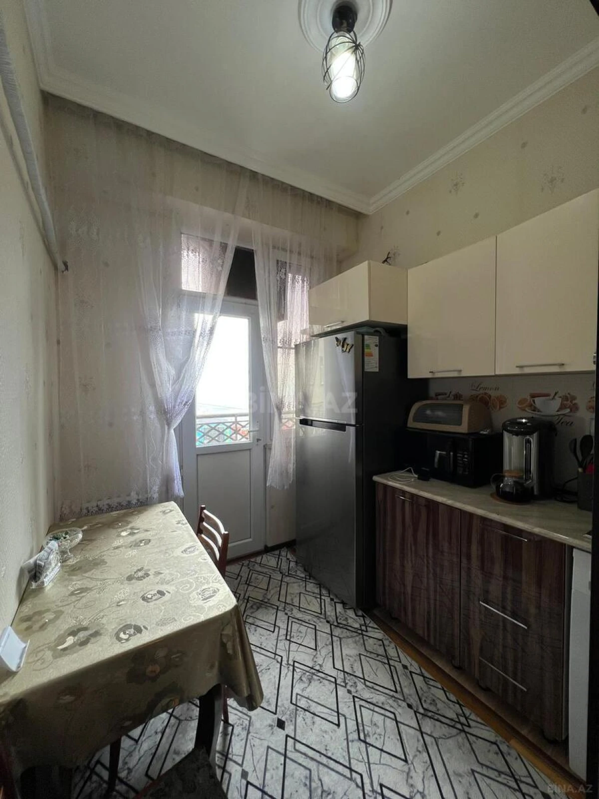 Satılır 2 otaqlı mənzil 68 m²