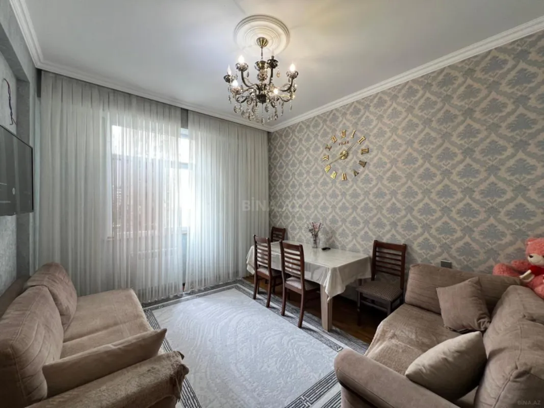 Satılır 2 otaqlı mənzil 68 m²