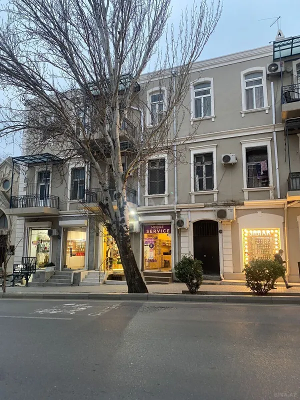 Satılır 3 otaqlı mənzil 70 m²