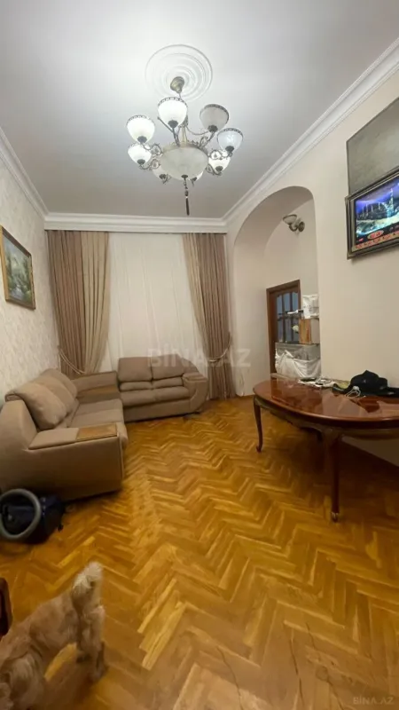 Satılır 3 otaqlı mənzil 105 m²