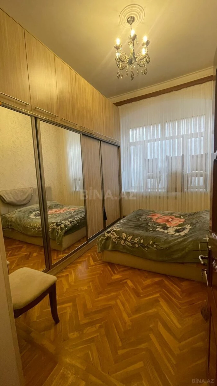 Satılır 3 otaqlı mənzil 105 m²