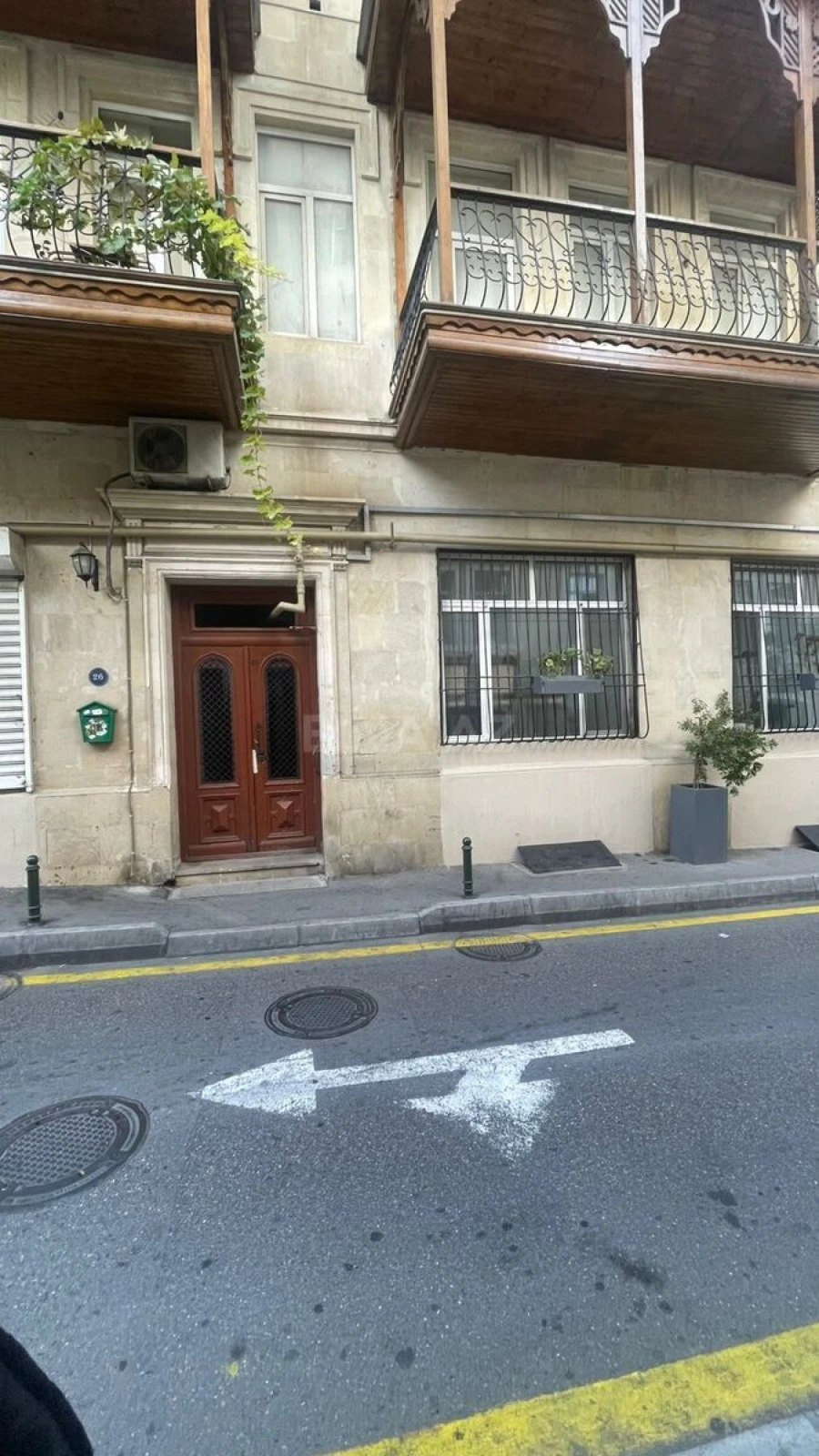 Satılır 3 otaqlı mənzil 105 m²
