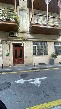 Satılır 3 otaqlı mənzil 105 m²