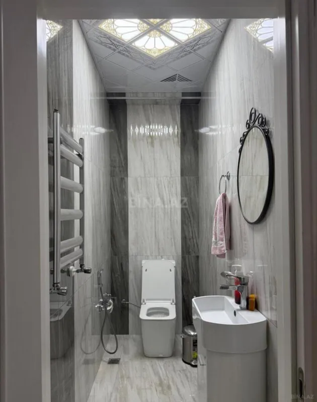 Satılır 3 otaqlı mənzil 146 m²