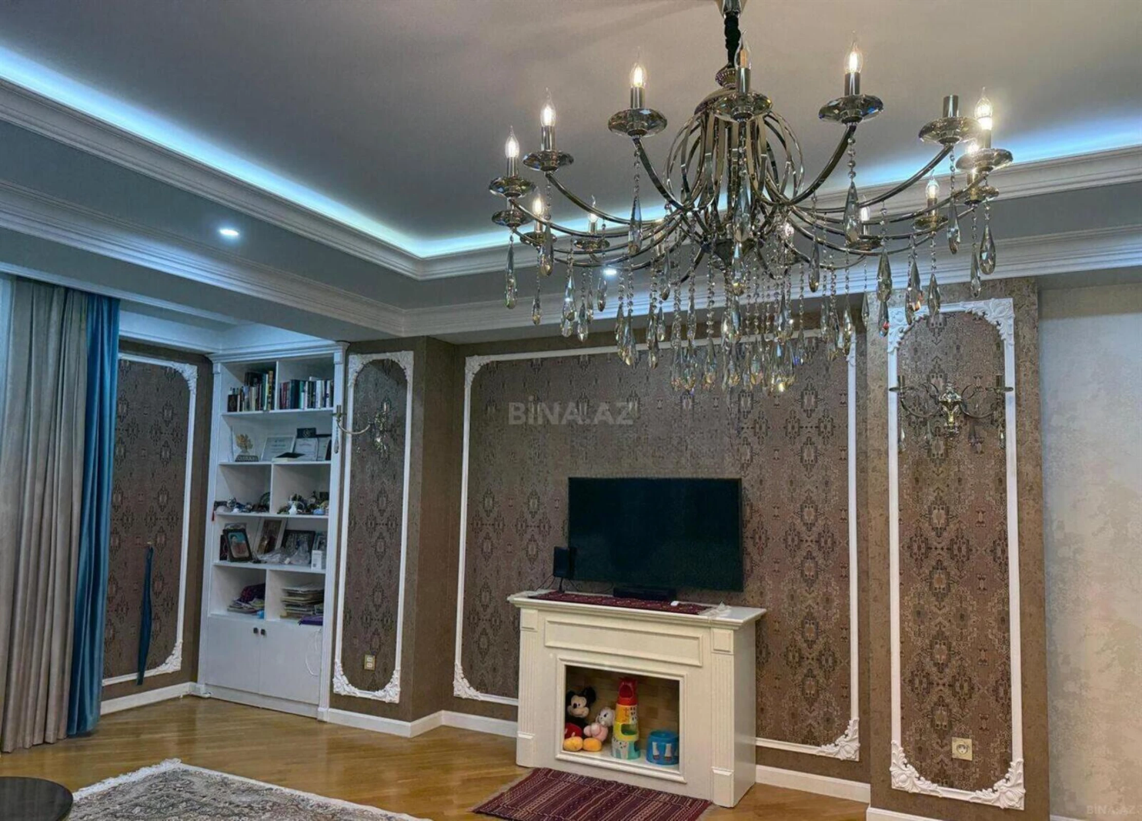Satılır 3 otaqlı mənzil 146 m²