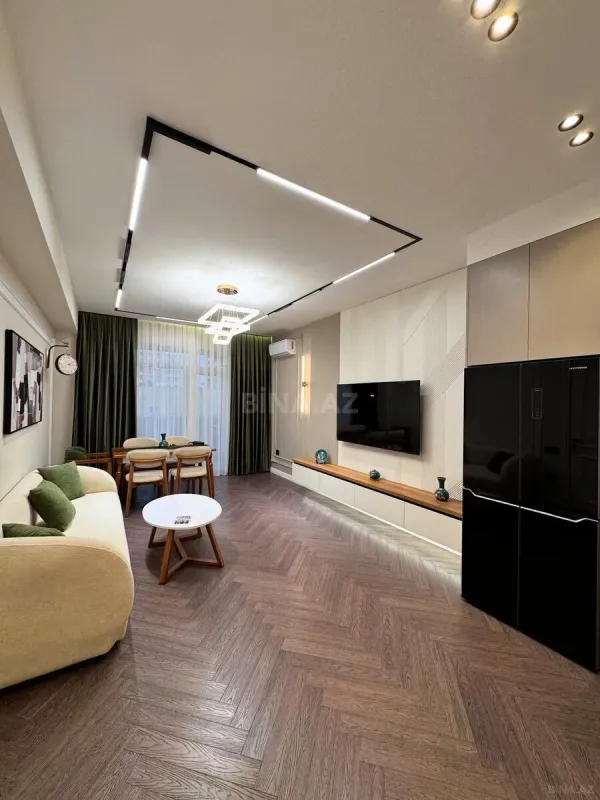 Satılır 3 otaqlı mənzil 97 m²