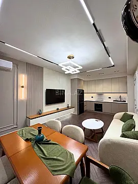 Satılır 3 otaqlı mənzil 97 m²