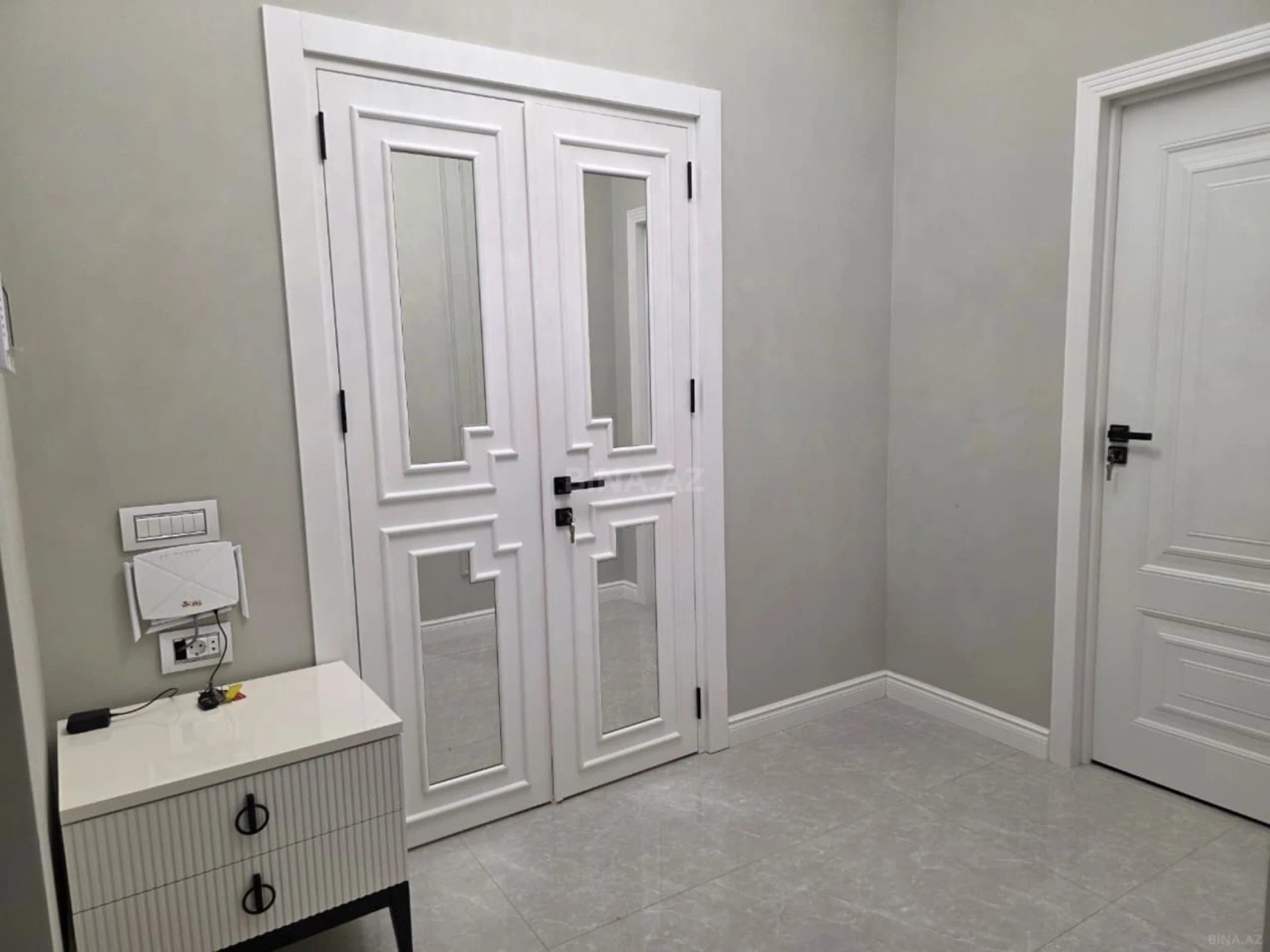 Kirayə verilir 3 otaqlı mənzil 105 m²