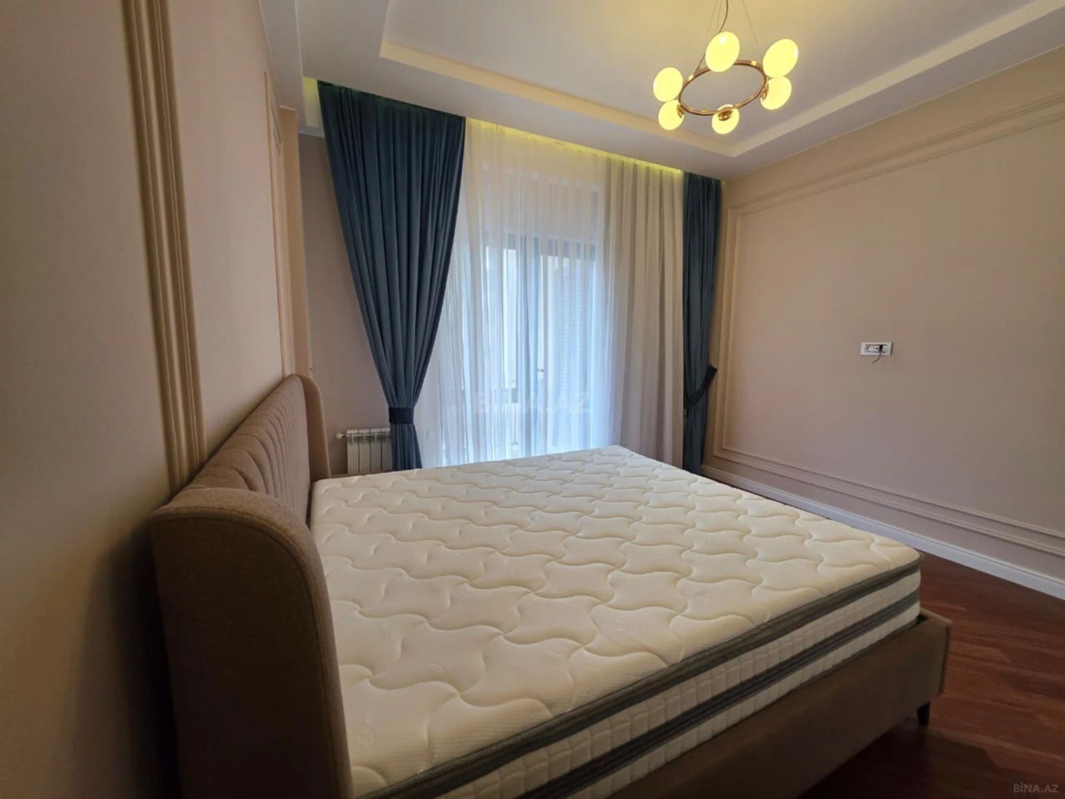 Kirayə verilir 3 otaqlı mənzil 105 m²