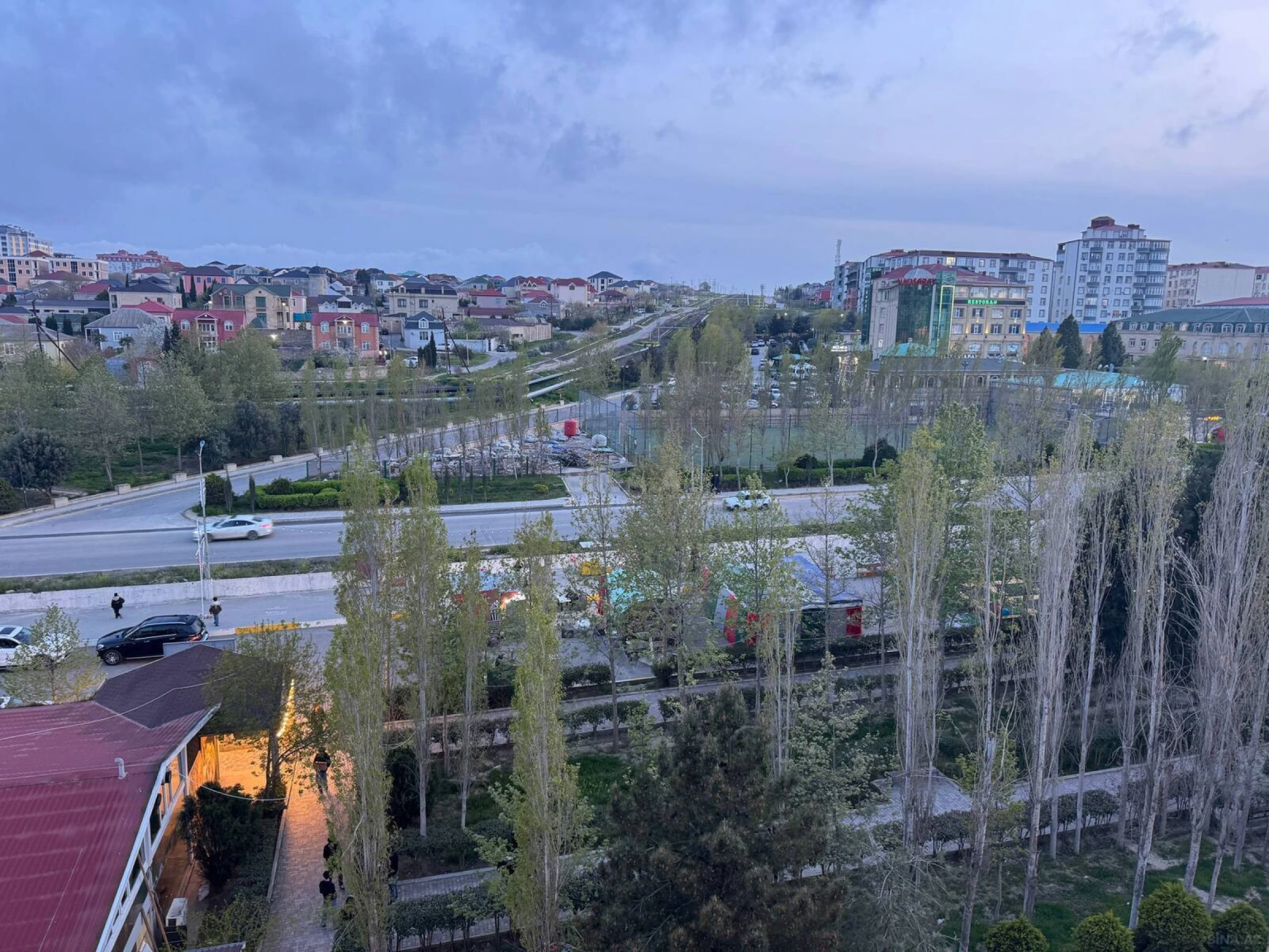 Satılır 3 otaqlı mənzil 90 m²