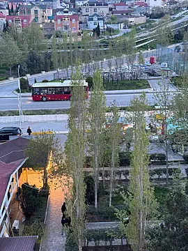 Satılır 3 otaqlı mənzil 90 m²