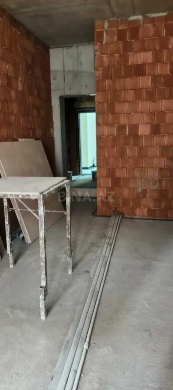 Satılır 2 otaqlı mənzil 71 m²