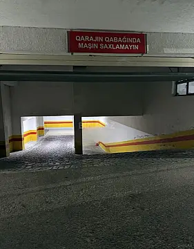 Satılır 4 otaqlı mənzil 245 m²