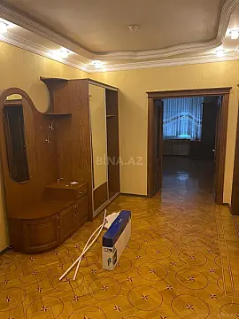Kirayə verilir 3 otaqlı mənzil 135 m²