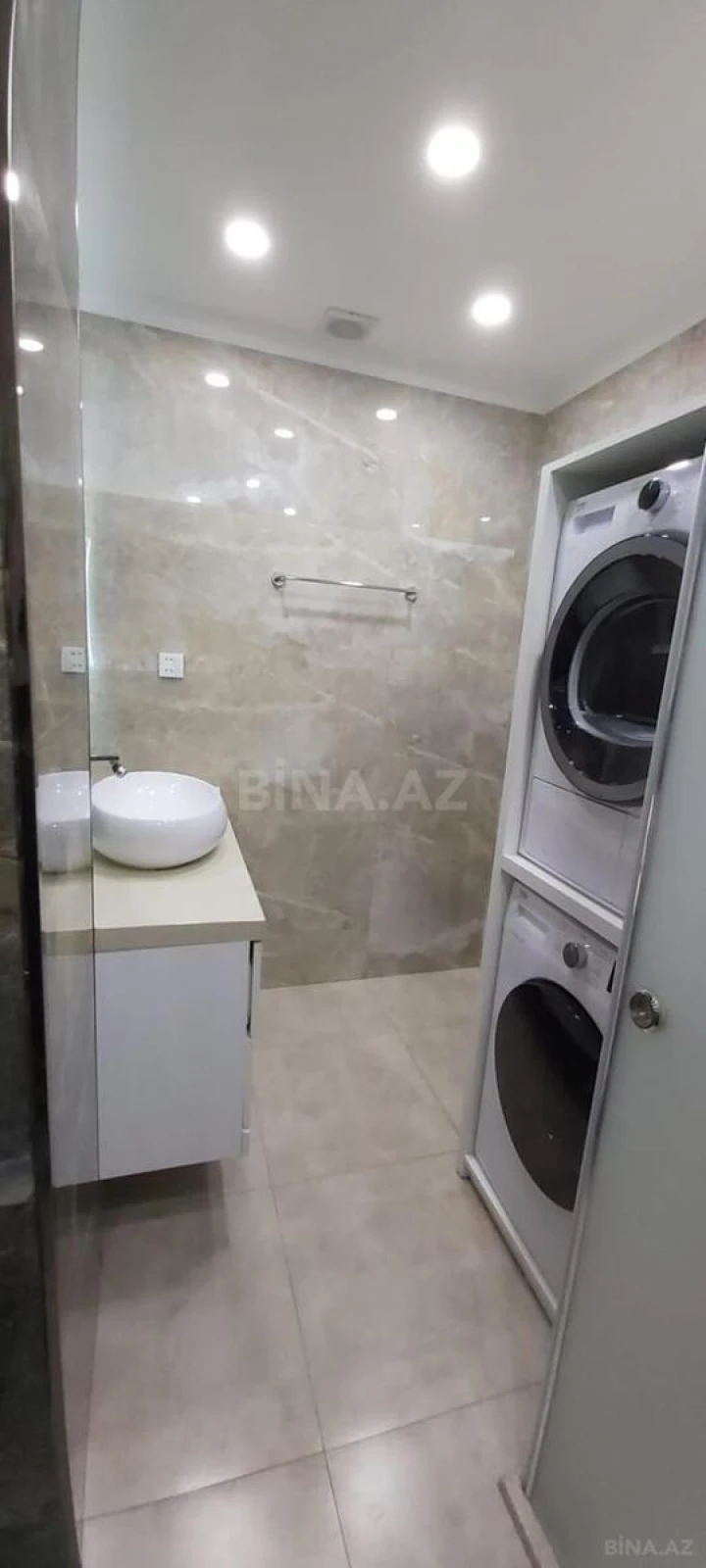 Satılır 3 otaqlı mənzil 95 m²