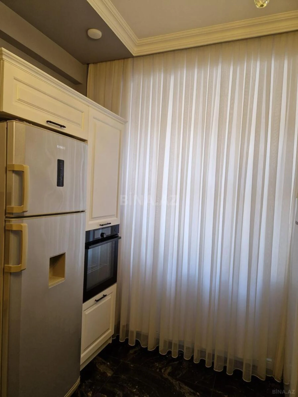 Satılır 3 otaqlı mənzil 95 m²