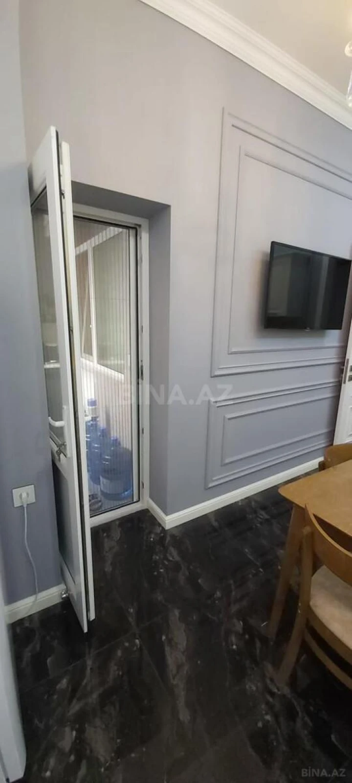 Satılır 3 otaqlı mənzil 95 m²